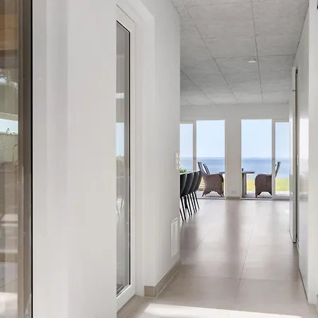 Сasa de vacaciones 3 Bedroom Lovely In Martofte